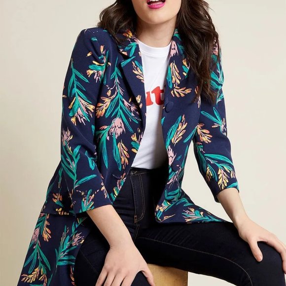 Modcloth Timeless Essence Car Coat Navy Floral - Picture 1 of 2